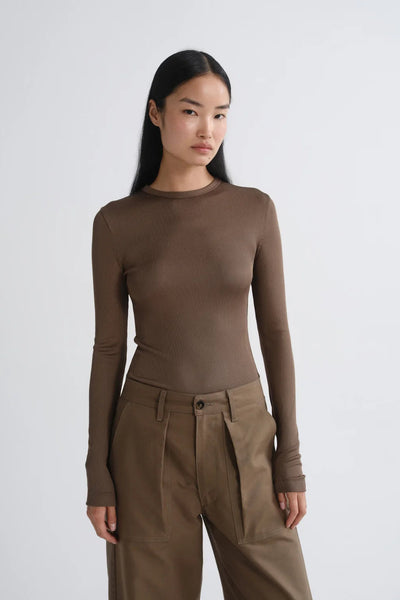Delphi Slim Tee