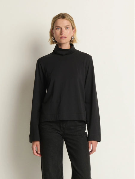 Neo Mock Neck T-Shirt