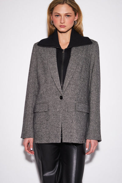 Hayes Blazer